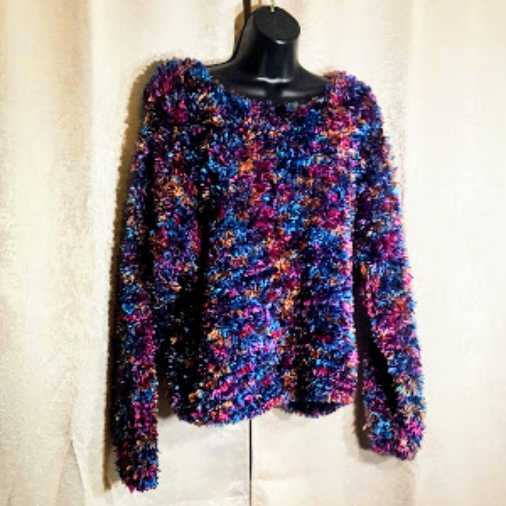 NEK Northeast Knitters Fuzzy Sweater sz Large